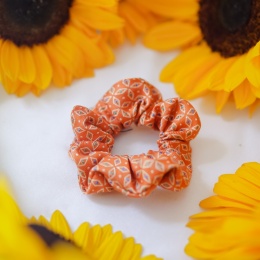 Gumka z jedwabnego krawata szachownica